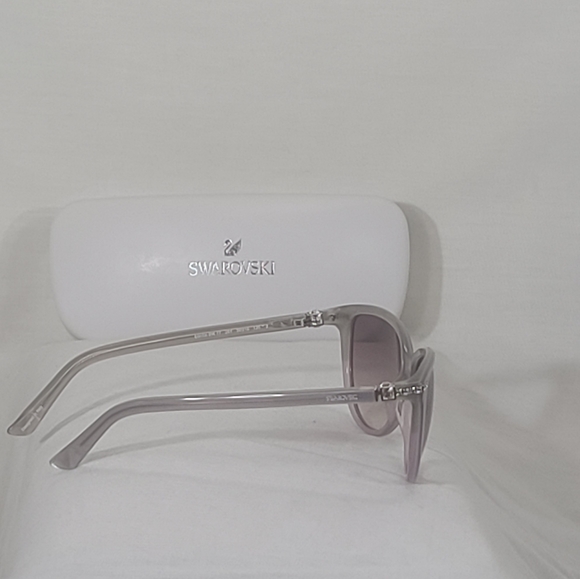 SWAROVSKI Sunshades - Picture 7 of 8